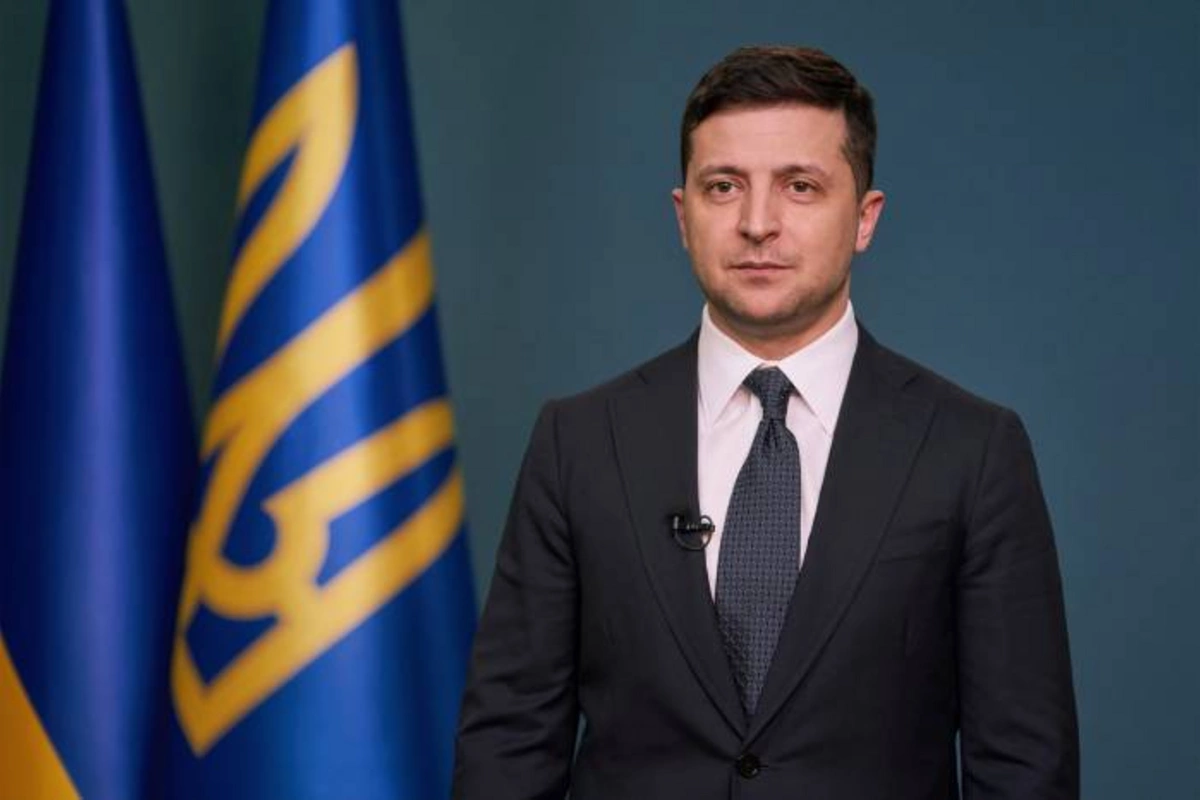 Zelenski yeni müdafiə nazirinin təyinatı ilə bağlı SƏRƏNCAM verdi Zelenski yeni müdafiə nazirinin təyinatı ilə bağlı SƏRƏNCAM verdi