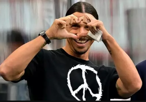 Zlatan İbrahimoviç komediya serialına çəkiləcək Zlatan İbrahimoviç komediya serialına çəkiləcək